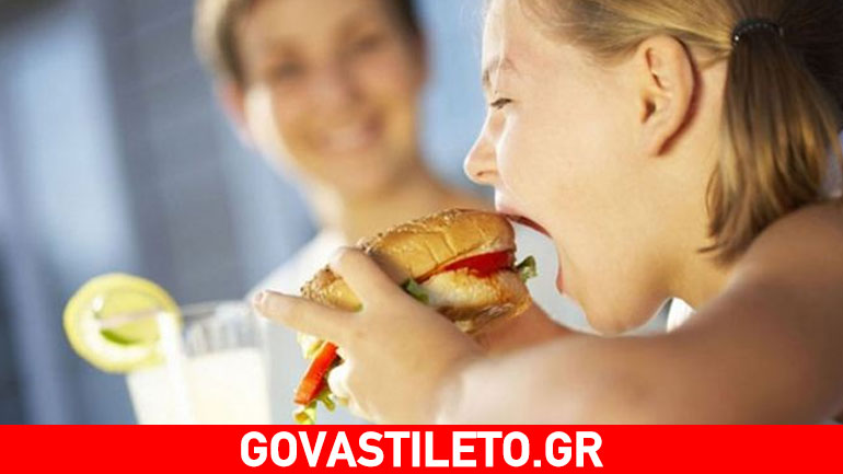 Oι λόγοι που τα παιδιά προτιμούν τα ανθυγιεινά φαγητά